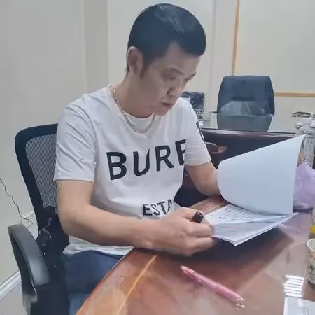 曾欠債近億!王三郎「夜市叫賣轉戰直播」日睡不到3小時 熬成天王「開口就吸粉」創千萬業績