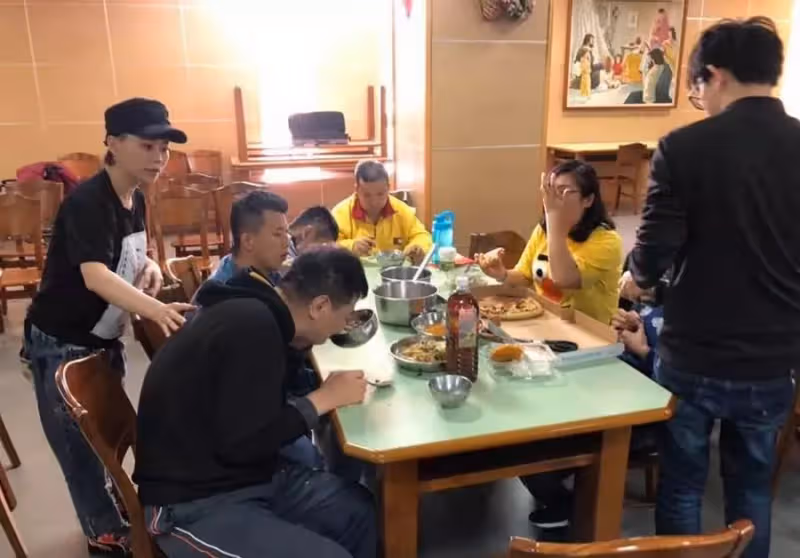 詹雅雯患帕金森氏症,20歲出道扛家計四處奔波終於還完債,吃素20年不再執著:餘生以父母方便為先