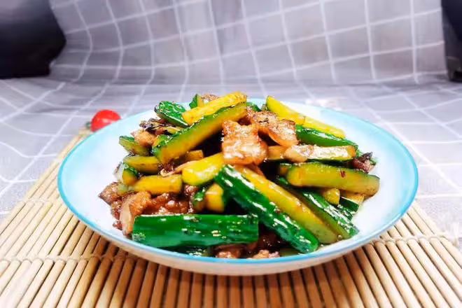 夏天吃黃瓜，別只會拍黃瓜，分享四道美味做法