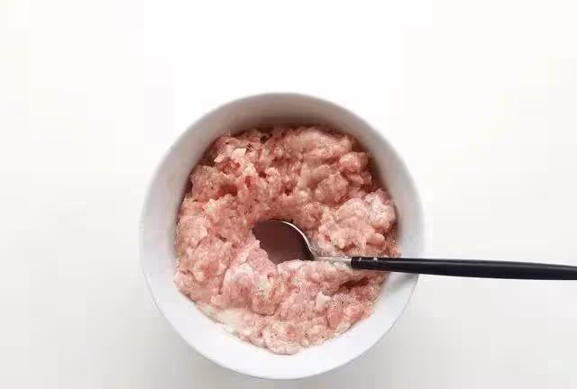 拌飯拌面都無敵，做法也不難，鮮香開胃好下飯！