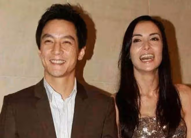 7位「傍富婆」的男星，有人不敢出軌，有人32年不敢喊「老婆」