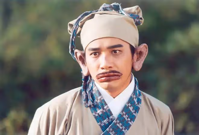 大齙牙、香腸嘴、丑到認不出！這9位扮丑的演員才是真敬業