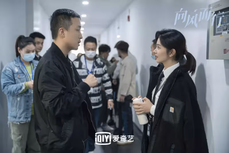 譚松韻《向風而行》已過審,題材新穎,8月開播或成最大黑馬!