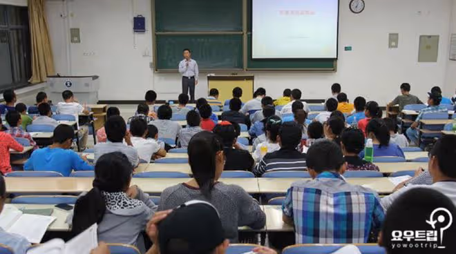 中韓大學有哪些不同的文化跟制度？