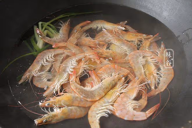 臨近三伏天，再忙也要吃5種「養陽」食物，溫陽護元氣，平安度夏