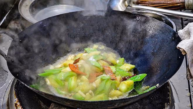 「長肉最狠」的5道素菜，熱量比紅燒肉還高，難怪很多人瘦不下來