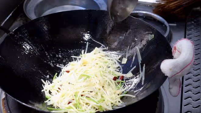 「長肉最狠」的5道素菜，熱量比紅燒肉還高，難怪很多人瘦不下來