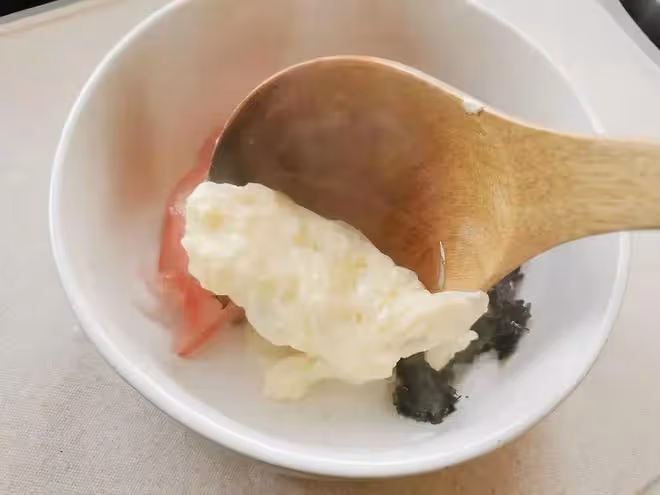 紫菜蛋花湯，拿捏好「2點」，蛋花完整，湯無渣，幾分鐘做一碗