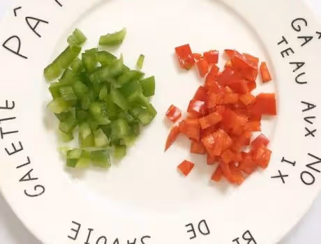 炒粉絲時，泡水還是下鍋煮？教你正確做法，粉絲順滑不粘鍋