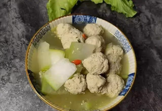 夏天出汗多喝湯，這七道湯品就不錯，味美營養又可生津解渴