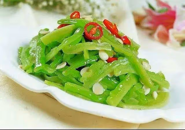 夏天天熱，記得多做這幾種瓜類的應季家常菜，簡單方便，營養清淡
