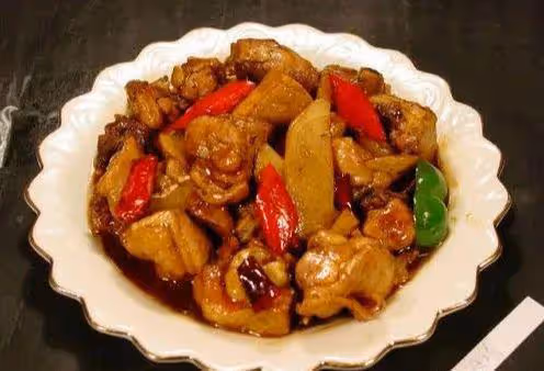 雞腿燉土豆，是焯水還是直接燉？大廚教雞腿燉土豆的正確做法