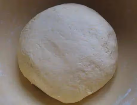 蔥油餅怎樣做外酥里軟？教你小技巧，不用燙麵，蔥油餅鬆軟好吃