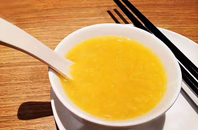 煮小米粥，牢記4點竅門，小米粥米油厚香味濃，比直接下鍋煮好喝