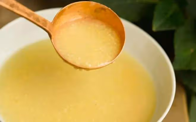 煮小米粥，牢記4點竅門，小米粥米油厚香味濃，比直接下鍋煮好喝