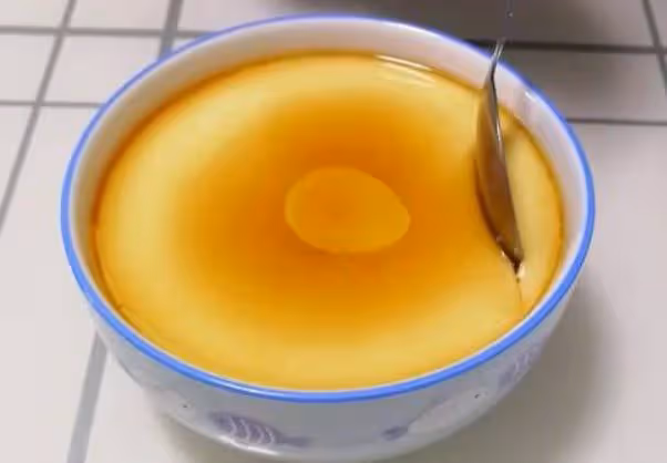 蒸雞蛋羹是開水上鍋還是冷水上鍋？牢記4點，做好後每一口都滑嫩