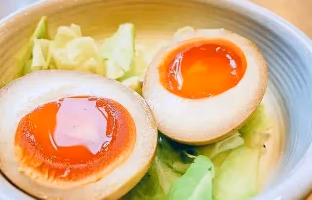 買雞蛋時，牢記「4不買3不吃」，為了家人健康，以後別再買錯了