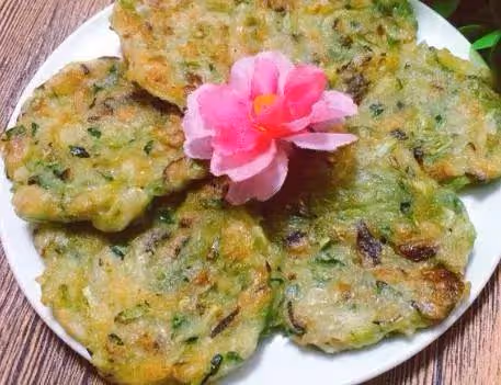 茄子新吃法，拌一拌烙一烙就出鍋，不加一滴水，香軟營養還健康