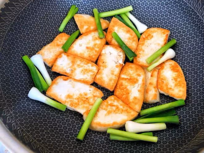 家常豆腐做法，簡單好做，外酥里嫩香味撲鼻，比麻婆豆腐好吃多了