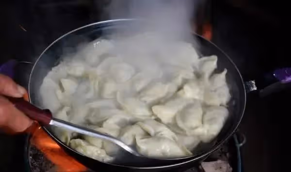 同樣是煮水餃,「蓋蓋煮」和「不蓋蓋煮」區別大,學會再煮不吃虧