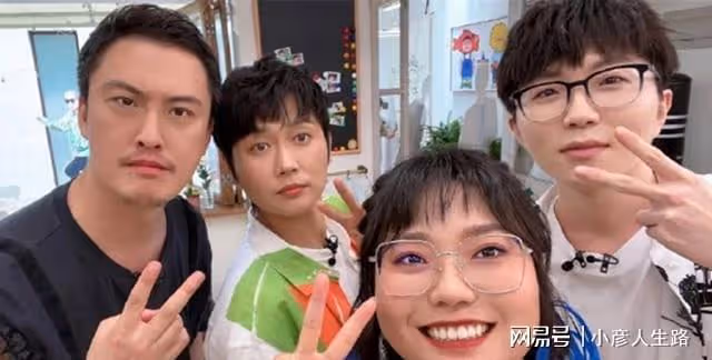 德雲社孟鶴堂給李雪琴買鞋，引發粉絲熱議，孟哥真是言而有信