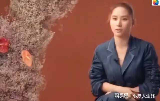 賭王千金何超蓮道歉上熱搜,她為何爭議重重?