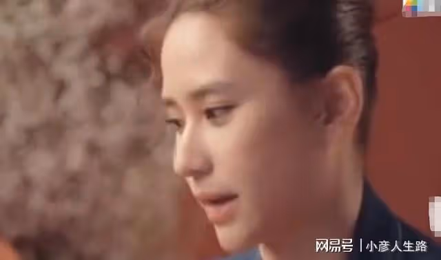 賭王千金何超蓮道歉上熱搜,她為何爭議重重?