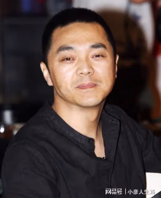 趙明明:和嫂子宋丹丹一樣被英家人所傷,為女兒退圈的她怎樣了?