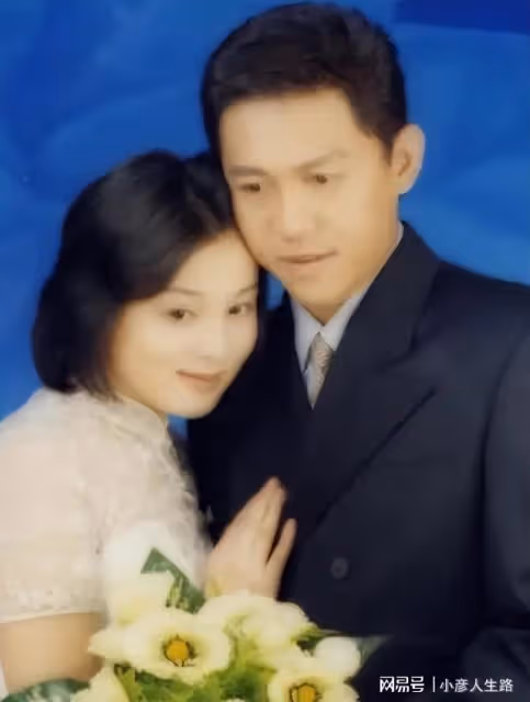 趙明明:和嫂子宋丹丹一樣被英家人所傷,為女兒退圈的她怎樣了?