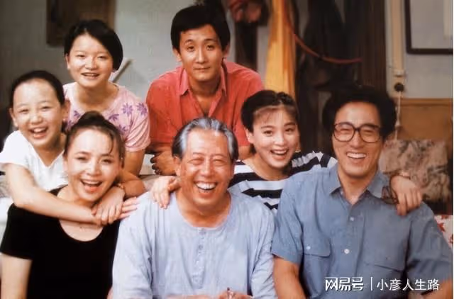 趙明明:和嫂子宋丹丹一樣被英家人所傷,為女兒退圈的她怎樣了?