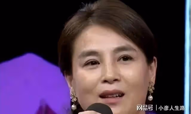 趙明明：和嫂子宋丹丹一樣被英家人所傷，為女兒退圈的她怎樣了？