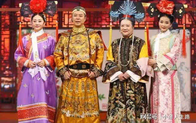 王艷曬貓無意暴露豪宅,可以俯瞰故宮,面積有兩千平!