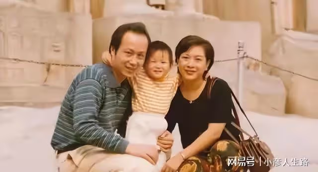 在丈夫羅京的葬禮上哭暈,7年後嫁給富商,劉繼紅如今怎麼樣了?