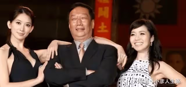 舞蹈老師曾馨瑩:一婚嫁58歲首富,6年生3胎穩坐闊太位,憑什麼?