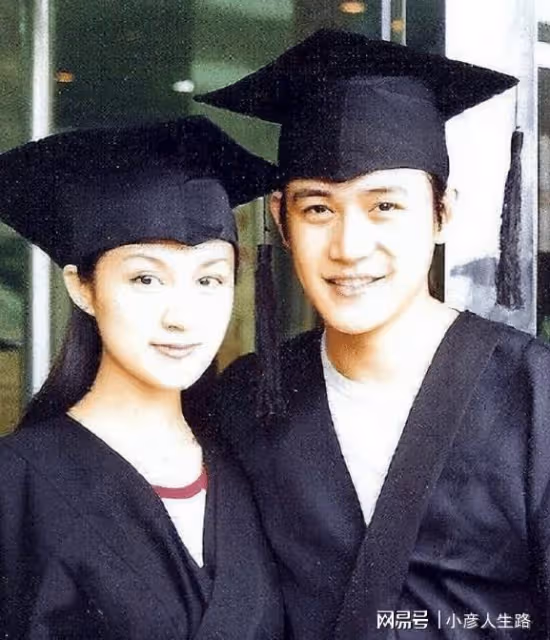 獨寵愛妻,不炒緋聞,個個情史乾淨,這8位男星堪稱娛樂圈清流