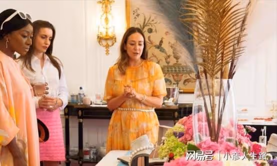 賭王嫡孫女何家文,早年父母雙亡,不願爭家產仍身價不菲
