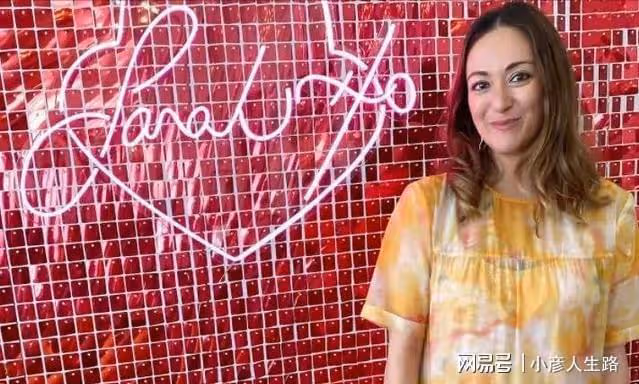 賭王嫡孫女何家文,早年父母雙亡,不願爭家產仍身價不菲