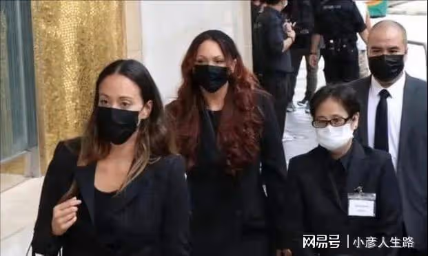 賭王嫡孫女何家文,早年父母雙亡,不願爭家產仍身價不菲
