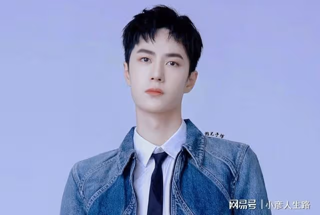王一博因熱愛踏入娛樂圈,卻因爆紅,被時代所選擇