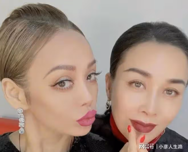 近期熱播的綜藝,《乘風破浪》高開低走,《花少》一直在搭帳篷?