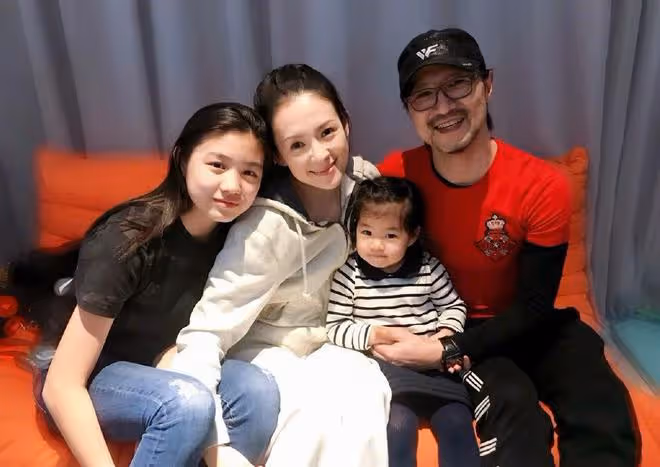 老爸是歪瓜裂棗,女兒卻顏值爆表,這些明星父女的長相真奇妙