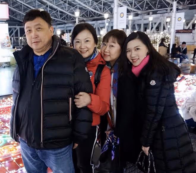 老爸是歪瓜裂棗,女兒卻顏值爆表,這些明星父女的長相真奇妙
