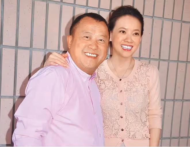 老爸是歪瓜裂棗,女兒卻顏值爆表,這些明星父女的長相真奇妙
