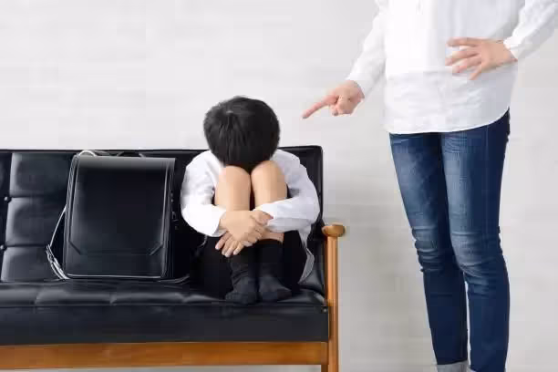 母子淨身出戶10年，她被婆家欺負連兒也被嫌，單親帶大兒子考上台大，前婆婆卻邀功：祖先有保佑