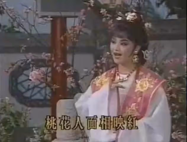 63歲易淑寬轉行遊覽車叫賣工作,直言利潤驚人。被酸沒戲拍才來,霸氣回懟:我拒絕拍戲