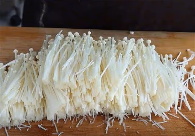涼拌豆腐皮怎麼做才好吃？原來做法那麼簡單，比飯店的還好吃