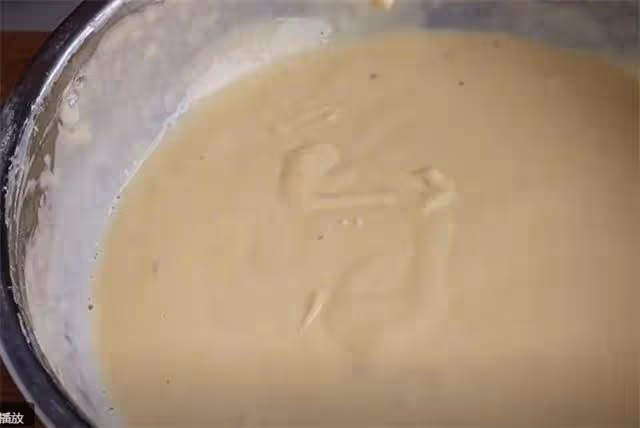 炸茄子怎麼做才好吃？教你一招，茄子外酥里軟又入味，真解饞