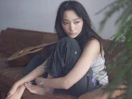 我爸反町隆史我媽菜菜子,哪個星寶貝夠我強?長女昨日剛滿14歲