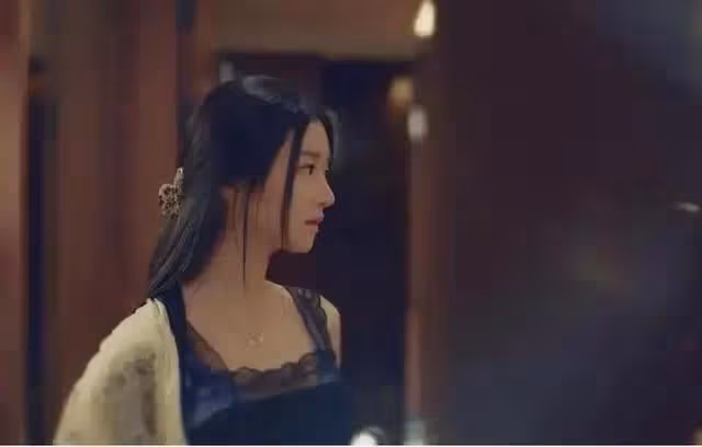 飾演《夏娃》的徐睿知雖然傳言污點纏身,但是她依然很美