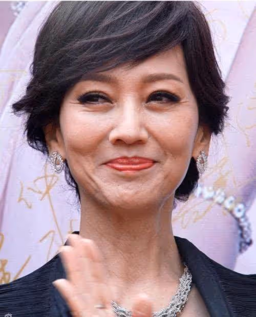 寧靜曝 「不老女神」真面目:凍齡全是假像,洗完臉都是黃臉婆!